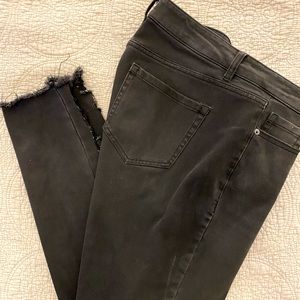Lane Bryant Skinny Jean - Distressed Faded Black